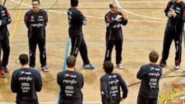 <b>A TRABAJAR. </b>La Selección tiene que readaptar su juego ofensivo a la ausencia de Urios.