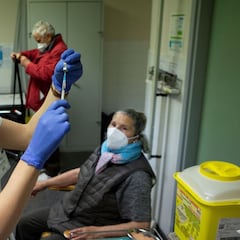 El efecto secundario de la vacuna que se confunde con el cáncer