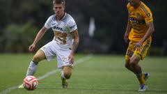 (L-R), Bruno Schmutz of Pumas and Manuel Aguilar of Tigres during the game Pumas UNAM vs Tigres UANL, corresponding Round 16 the Forces basics U20, Torneo Apertura 2022 of the Liga BBVA MX at La Cantera, on August 24, 2022.

<br><br>

(I-D), Bruno Schmutz de Pumas y Manuel Aguilar de Tigres durante el partido Pumas UNAM vs Tigres UANL, correspondiente a la Jornada 16 de las Fuerzas Basicas Sub-20 Torneo Apertura 2022 de la Liga BBVA MX en La Cantera, el 24 de Agosto de 2022.