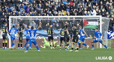 Aprobados y suspensos: El Almería sigue en caída libre 