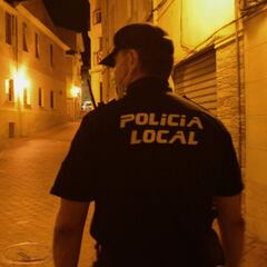 Concentración violenta en Sevilla contra el toque de queda