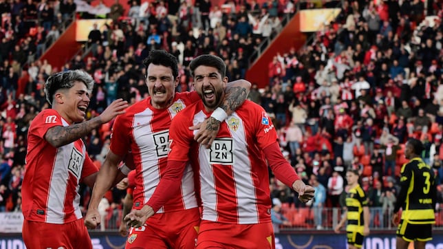 La sonrisa vuelve al vestuario de la UD Almería