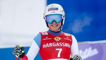 Corinne Suter se estrena en Austria; Kranjec se consolida