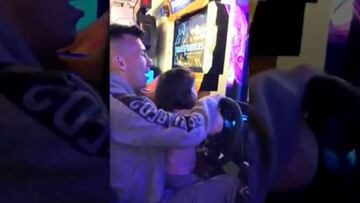 El tierno video de Medel junto a su hija jugando carreras de autos