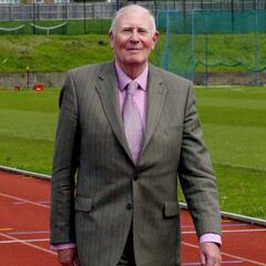 Bannister, los 4 minutos en la milla, 'liebres' de lujo, el libro Guinness, el IRA...