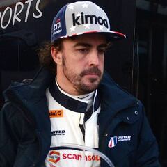 Johnson, leyenda de la NASCAR: "¿Qué hace Alonso aquí?"