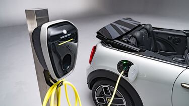 ¿Cuántos autos eléctricos se venden en México?