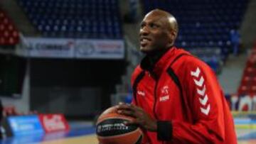 Scariolo: "Odom está lleno de agujetas, pero es normal"