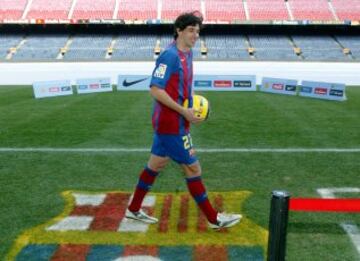 Jug¨® con el Barcelona en 2005