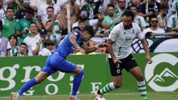 Javi Avil¨¦s frente al Racing