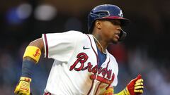 El pelotero dominicano fue retirado en la s&eacute;ptima entrada del duelo entre Atlanta y Toronto por una lesi&oacute;n cuando intentaba alcanzar la primera base.