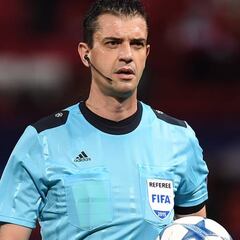 Kassai arbitra al Villarreal en Anfield; Kuipers pita al Sevilla