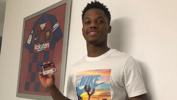 Ansu Fati se hace socio del Barça, pero no podrá votar todavía