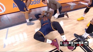 ¡Juego sucio en la NBA! Codazo a Lebron que le dejó KO del todo