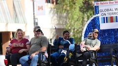 Are post offices and schools closed on Veterans Day?