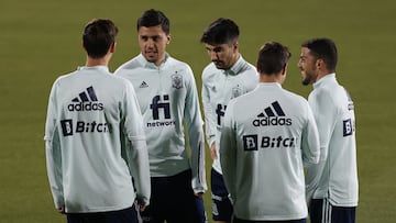 Carlos Soler, con Rodri, Pau y Fornals en la selección.