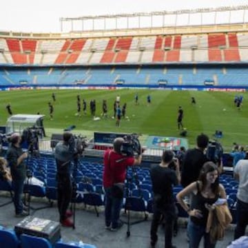 El Malmoe se entrenó ayer por la tarde en el Vicente Calderón.