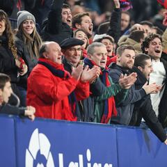 Osasuna anuncia una investigación por la retirada de banderas y pancartas