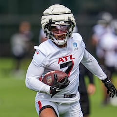 “Go argue with your mom”: Saquon Barkley crowns Bijan Robinson NFL’s best cutter