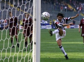 Uno de los goles de Marcelo Salas en Juventus.