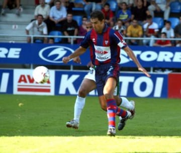 Gaizka Garitano played for the club on two occasions before going on to manage the side that secured promotion to LaLiga.