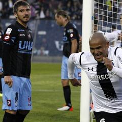 La última victoria alba ante Iquique fue gracias a 'Chupete' Suazo