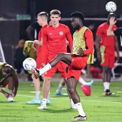 Confirman la presencia de Alphonso Davies para el debut en el Mundial ante Bélgica