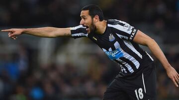 Jonás en un partido con Newcastle