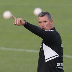 Larraz y Garcés siguen al frente del Aragón y del juvenil A