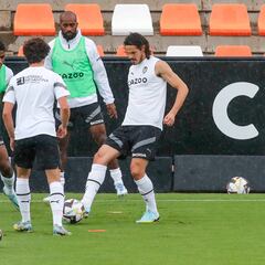 Gattuso, encantado con los entrenamientos de Cavani