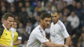 EL EQUILIBRIO. Ancelotti espera que Xabi dé cuerpo a su idea.