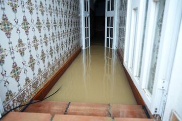 Una casa anegada de la calle Urano en San Fernando, a 31 de octubre de 2024, en Cádiz.