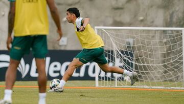 Cabral recibe una buena noticia en México: en Chile también celebran