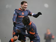 Soccer Football - Serie A - Parma v Inter Milan - Stadio Ennio Tardini, Parma, Italy - January 7, 2026 Inter Milan's Marcus Thuram celebrates scoring their second goal with Nicolo Barella REUTERS/Daniele Mascolo
