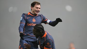 Soccer Football - Serie A - Parma v Inter Milan - Stadio Ennio Tardini, Parma, Italy - January 7, 2026 Inter Milan's Marcus Thuram celebrates scoring their second goal with Nicolo Barella REUTERS/Daniele Mascolo