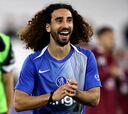Cucurella confirma su renovación: “Estoy muy contento”