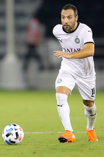 El futbolista español jugó en el Al-Sadd S.C. entre 2015 y 2019. 