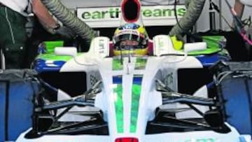 <b>LUZ. </b>Bruno Senna ayudará a Honda a seguir en la F-1.