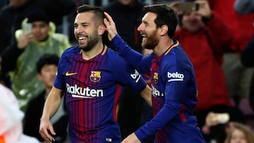 Jordi Alba y Messi.