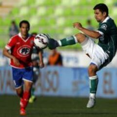 Pizarro firmaría finiquito tras etapa de 103 días en Wanderers