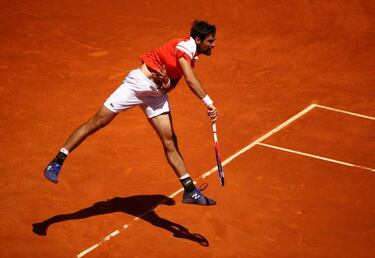 Djokovic maintains perfect record against battling Chardy