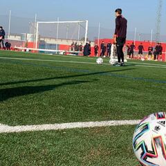 El Sevilla intenta adaptarse a la 'trampa mortal' del Escobedo