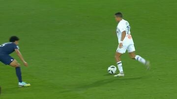 Jugada magistral de Alexis ante el PSG: ¡pudo cambiar la historia!