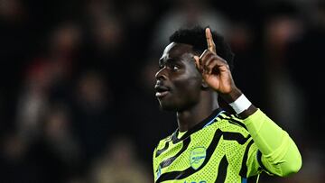 Bukayo Saka sigue los pasos de Alexis Sánchez en Arsenal