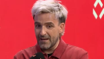 Funambulista en la presentación de los participantes del Benidorm Fest 2026.