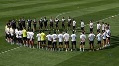 La plantilla de la UD Las Palmas antes de una sesión de entrenamiento.