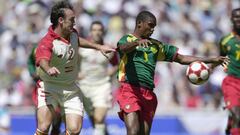30 Sep 2000:  #2 Lacruz of Spain and #9 Samuel Fils Eto&#039;&#039;O of Cameroon fight for the ball during the Men&#039;s Gold Medal Soccer Match between Cameroon v Spain at the Sydney 2000 Olympic Games, Sydney Australia. DIGITAL IMAGE. Mandatory Credit: