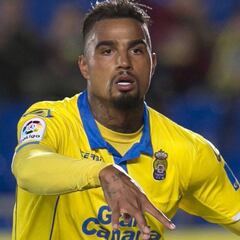 Las Palmas le gana el pulso al Villarreal en inferioridad