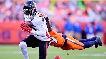 The Atlanta Falcons suffered a huge loss to the Denver Broncos on Sunday and lost one of their top receivers in the process.