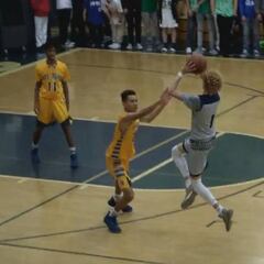 ¡Locura total! ¡92 puntos en un partido con 15 años!